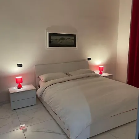 Scio Scio House Casa Contro Il Malocchio * נאפולי